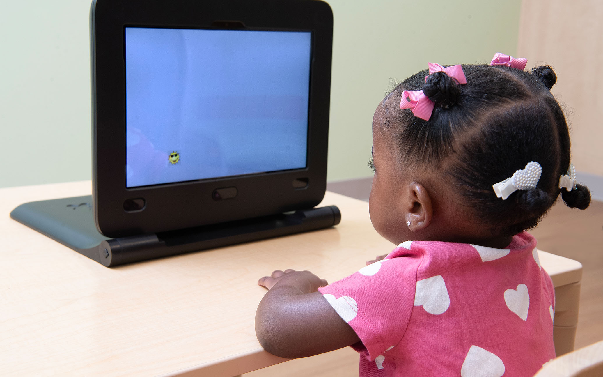 FDA Approved Eye-Tracking Device May Speed Autism Diagnosis, Studies Suggest – Disability Scoop